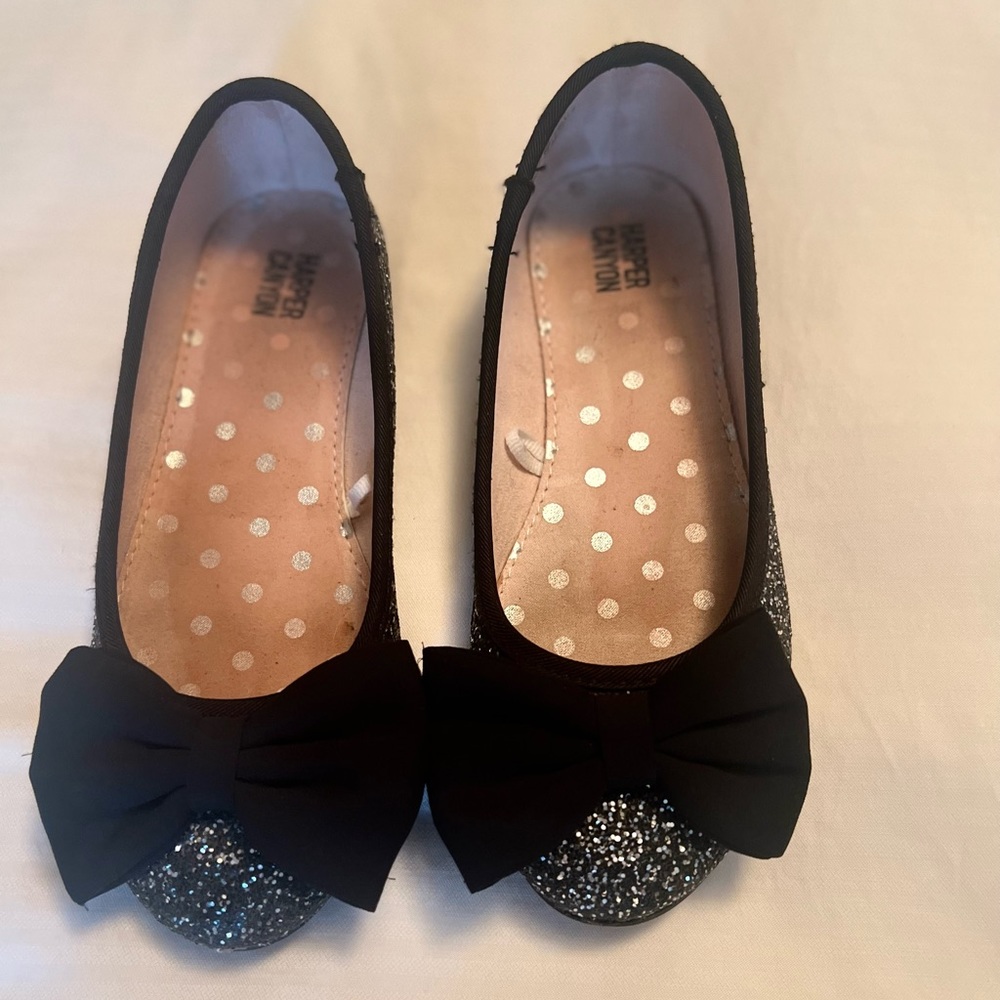 Harper Canyon ballet flat shoes.